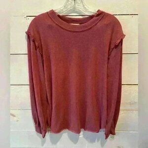 La Miel pullover small women’s ruffle top, EUC, boutique casual top